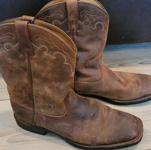 Brown Ariat boots size 9- like new